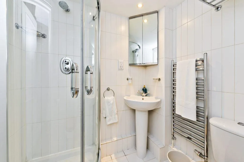 4 bedroom maisonette for rent