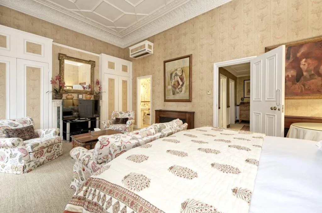 4 bedroom maisonette for rent