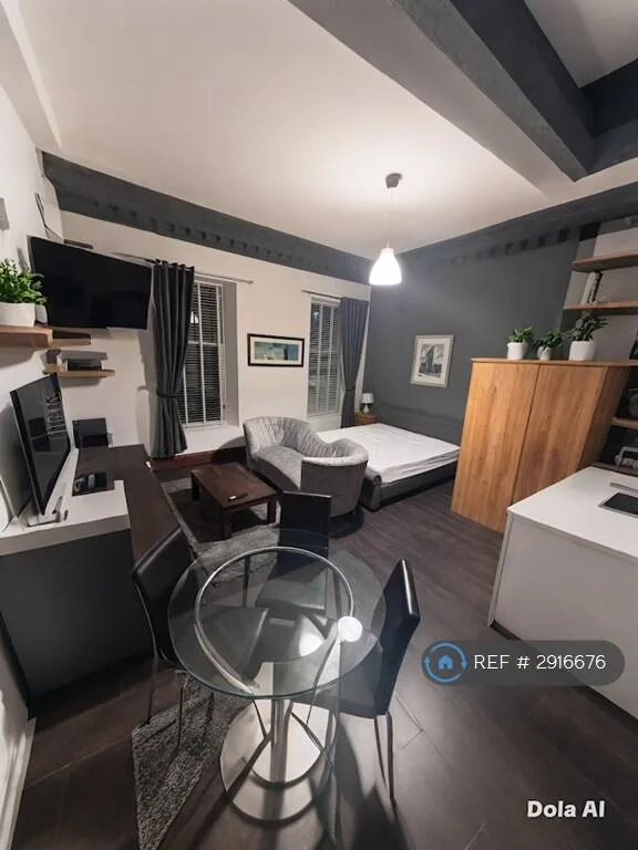 Studio flat for rent