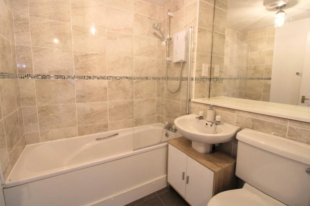 2 bedroom flat for rent
