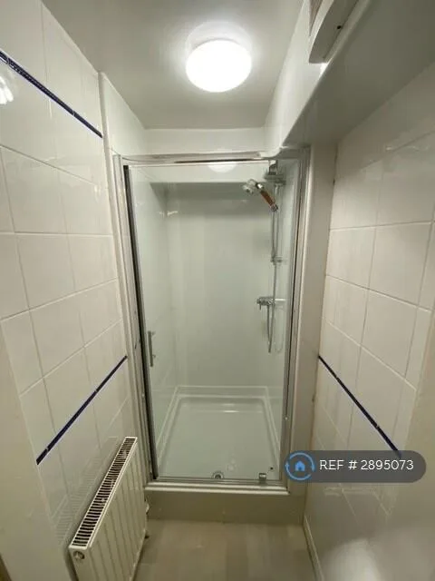 1 bedroom flat share for rent