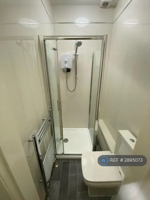 1 bedroom flat share for rent