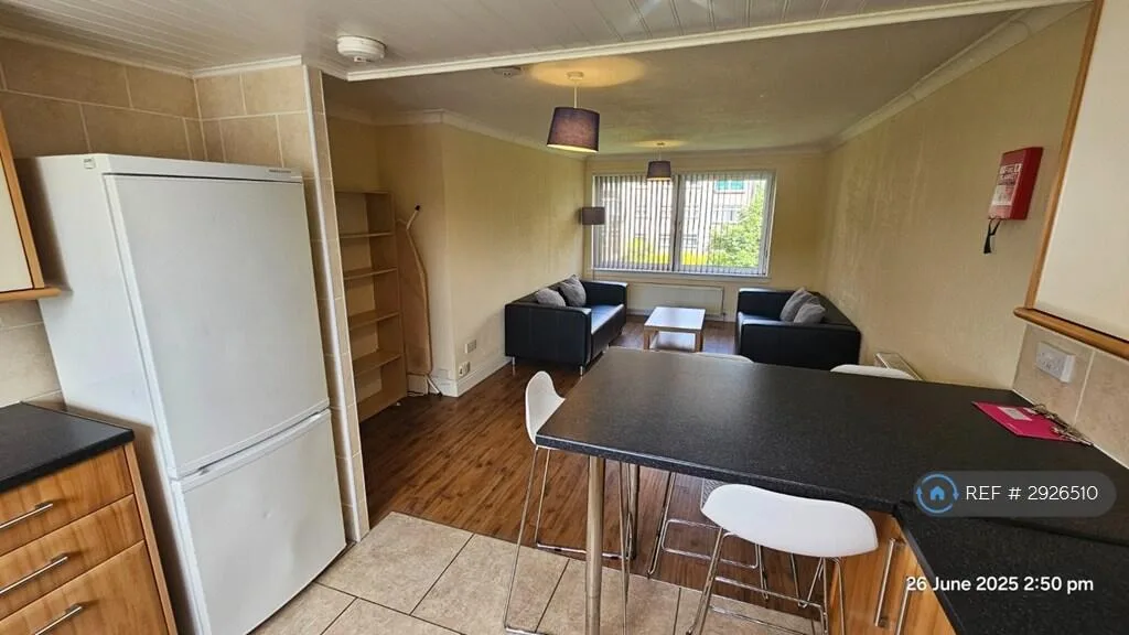 4 bedroom flat for rent