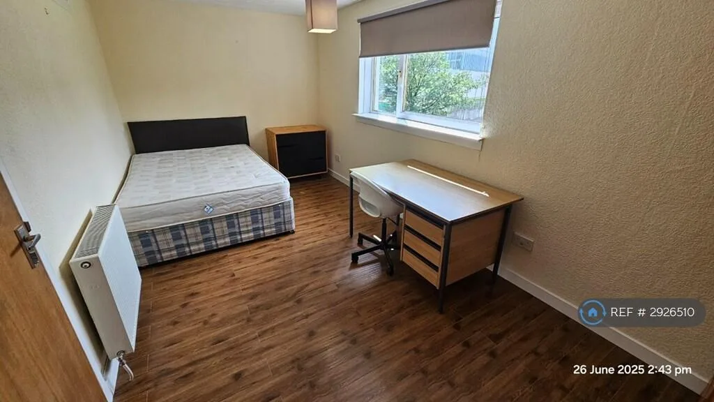 4 bedroom flat for rent