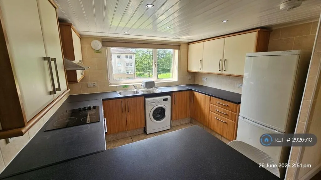 4 bedroom flat for rent