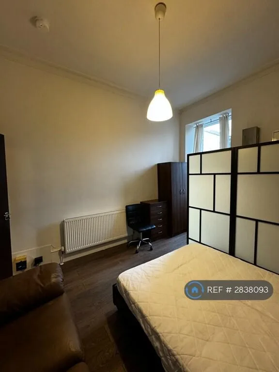 1 bedroom house share for rent