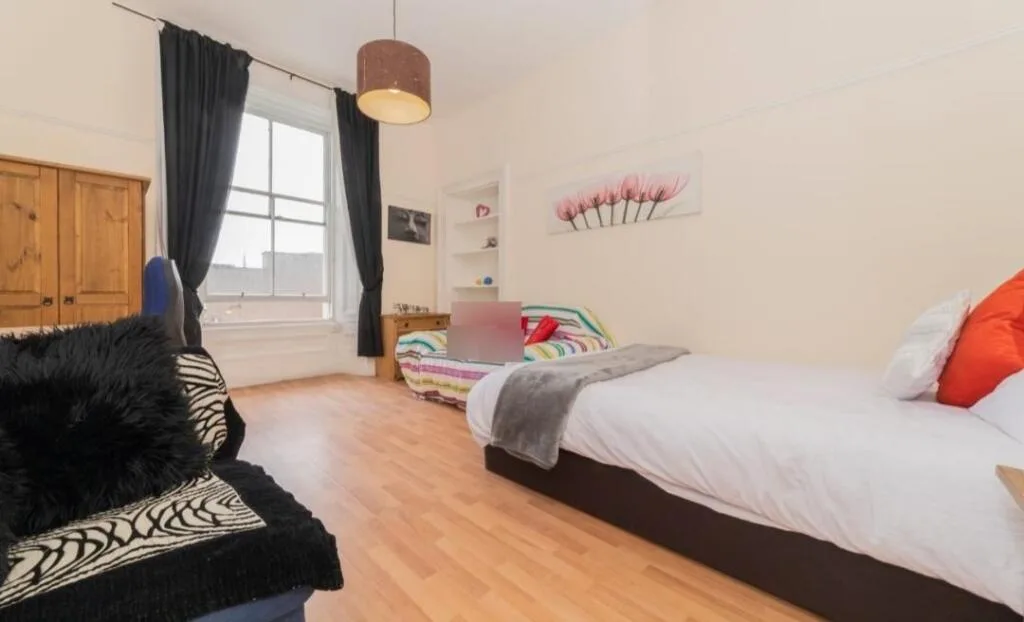 4 bedroom apartment for rent