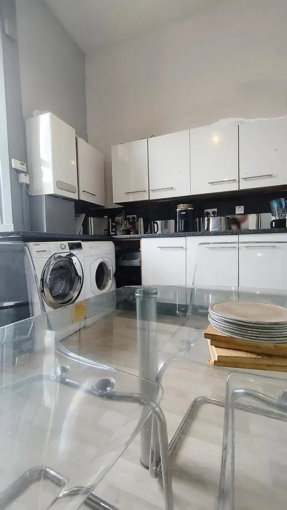 4 bedroom apartment for rent