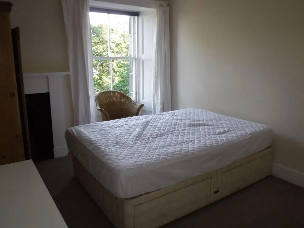 4 bedroom flat for rent