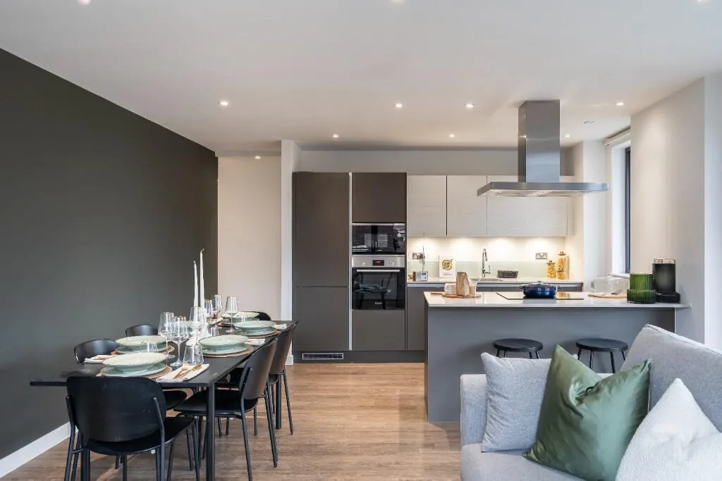 3 bedroom flat for rent