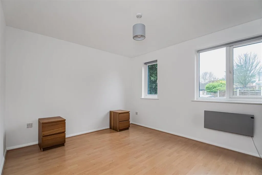 1 bedroom ground floor flat for rent