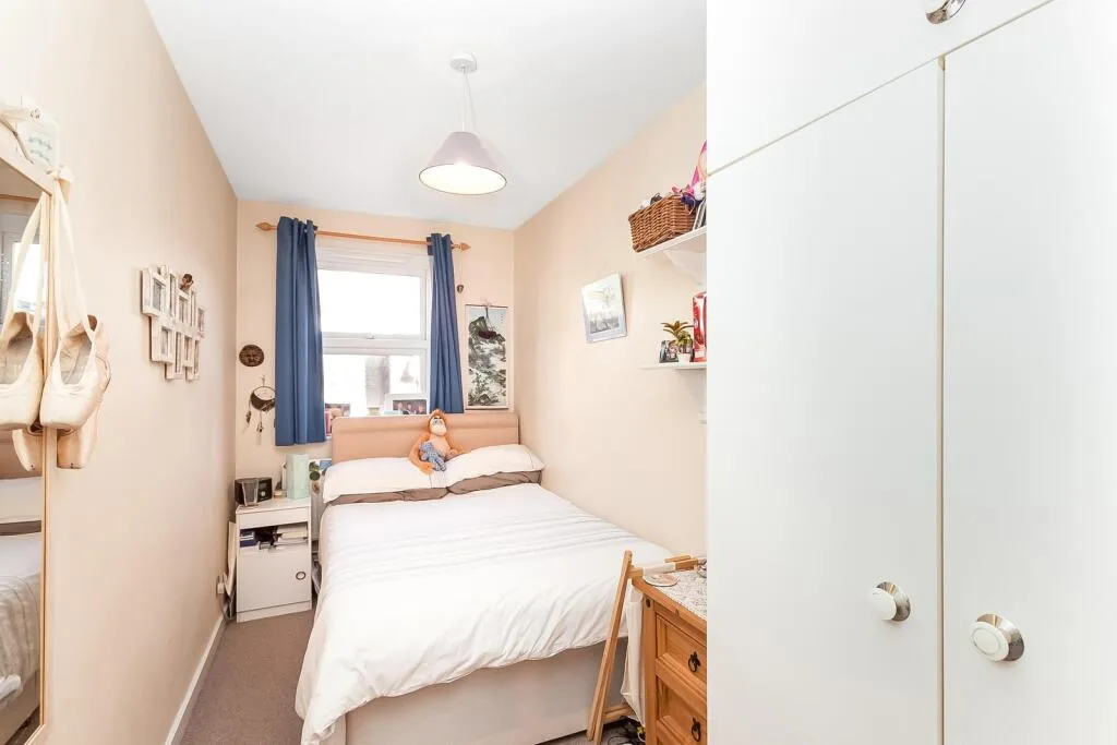 4 bedroom flat for rent