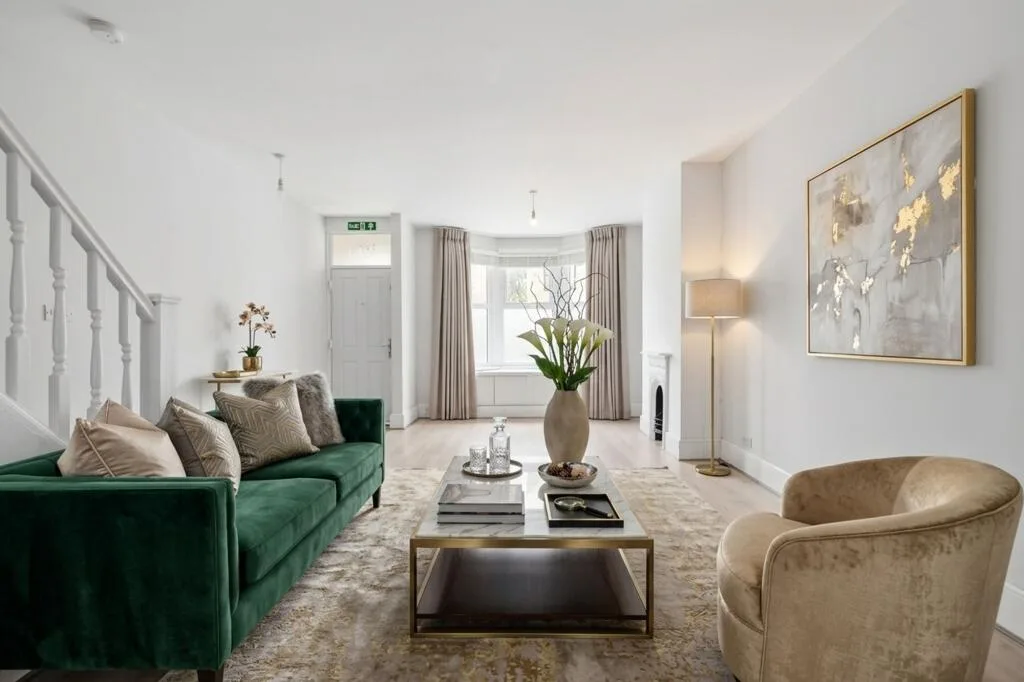 5 bedroom terraced house for rent