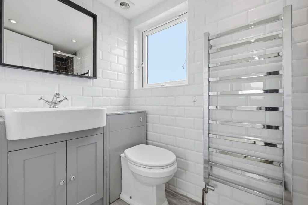 5 bedroom terraced house for rent