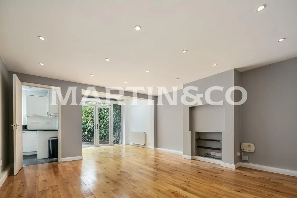 2 bedroom ground floor flat for rent