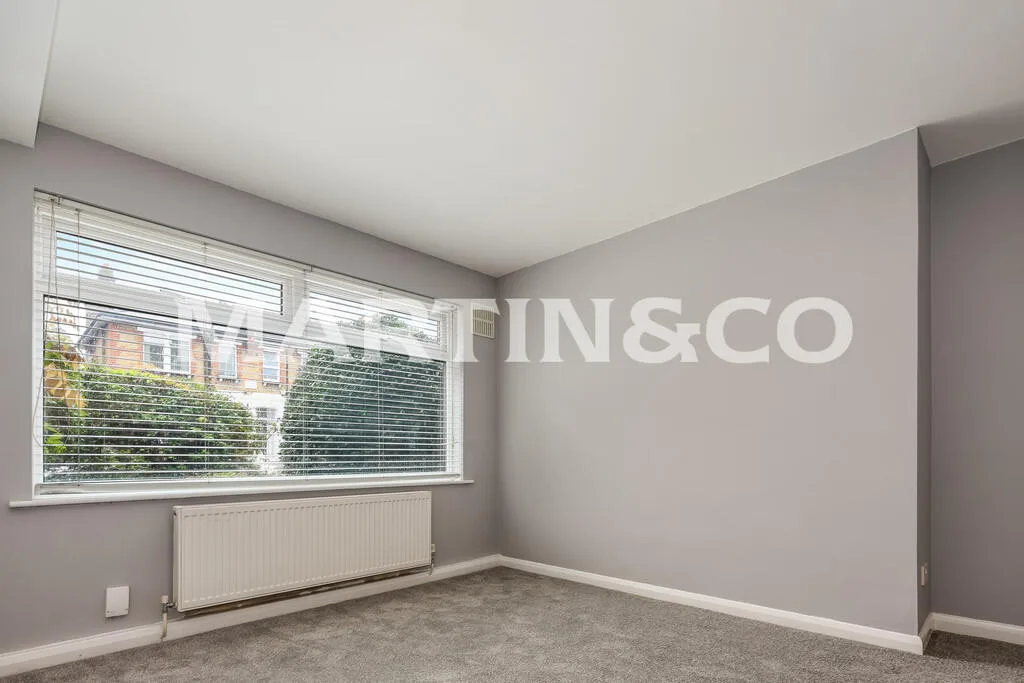 2 bedroom ground floor flat for rent