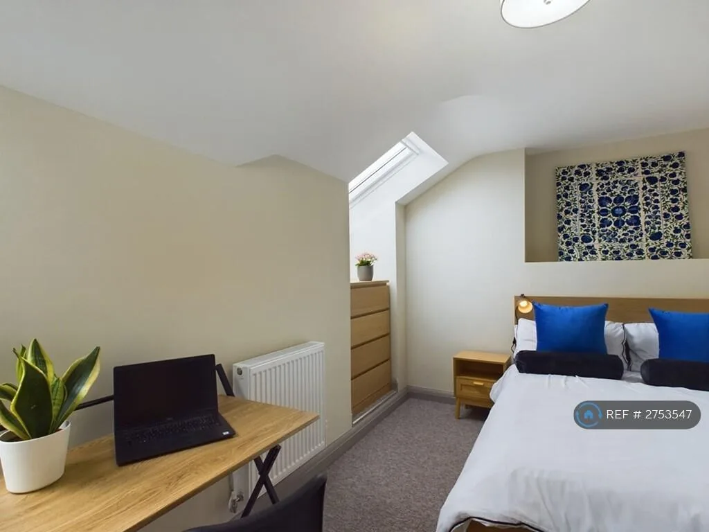 1 bedroom house share for rent