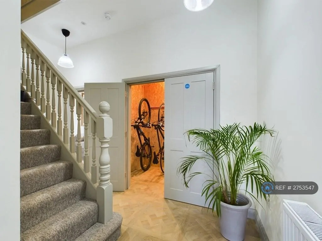 1 bedroom house share for rent