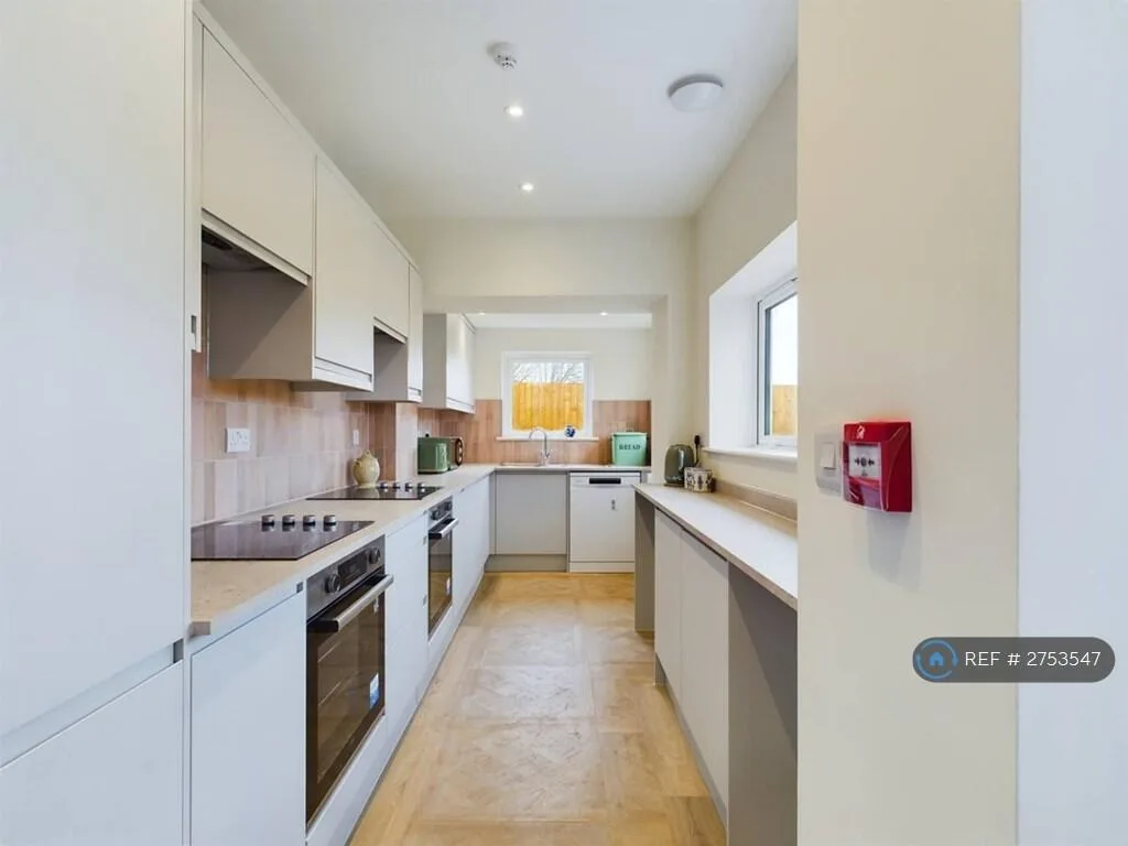 1 bedroom house share for rent