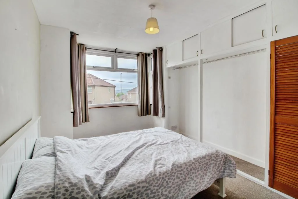 3 bedroom semi-detached house for rent