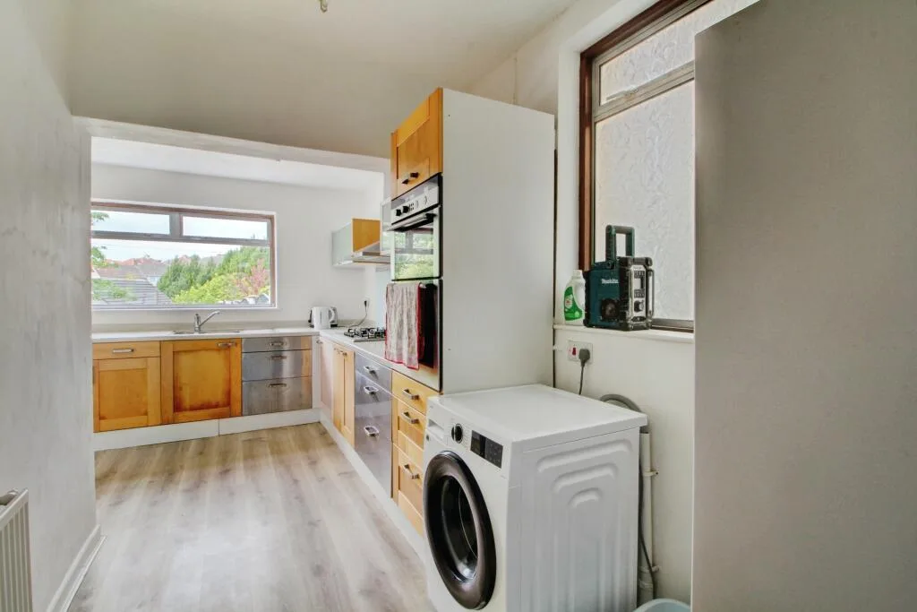 3 bedroom semi-detached house for rent