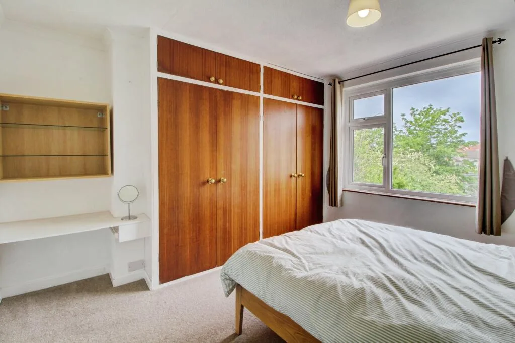 3 bedroom semi-detached house for rent