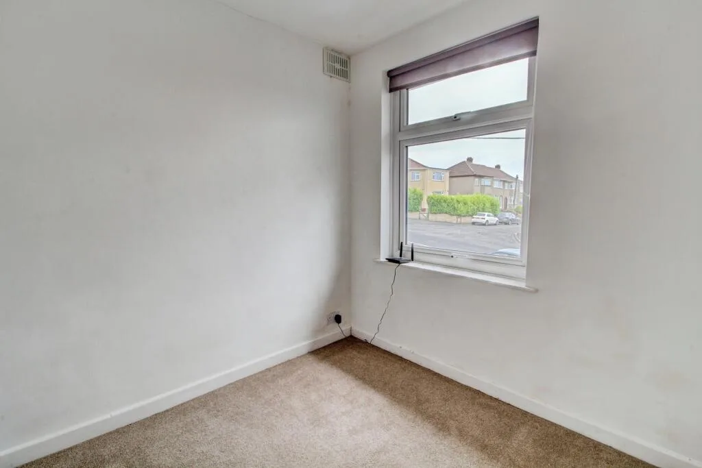 3 bedroom semi-detached house for rent
