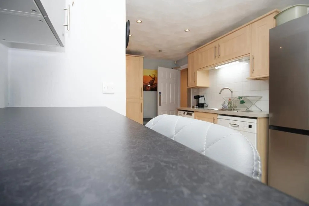 1 bedroom flat share for rent