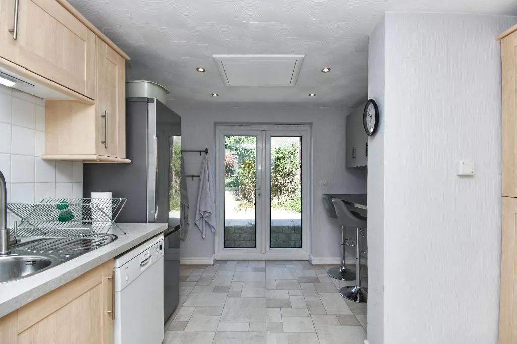 1 bedroom flat share for rent
