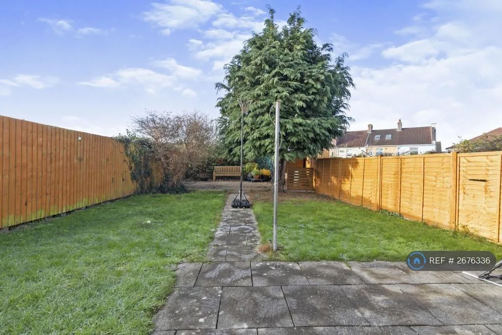 1 bedroom house share for rent