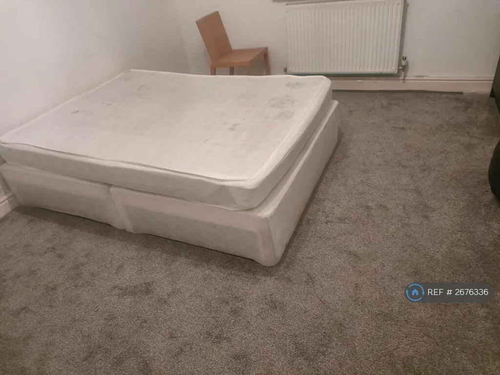 1 bedroom house share for rent