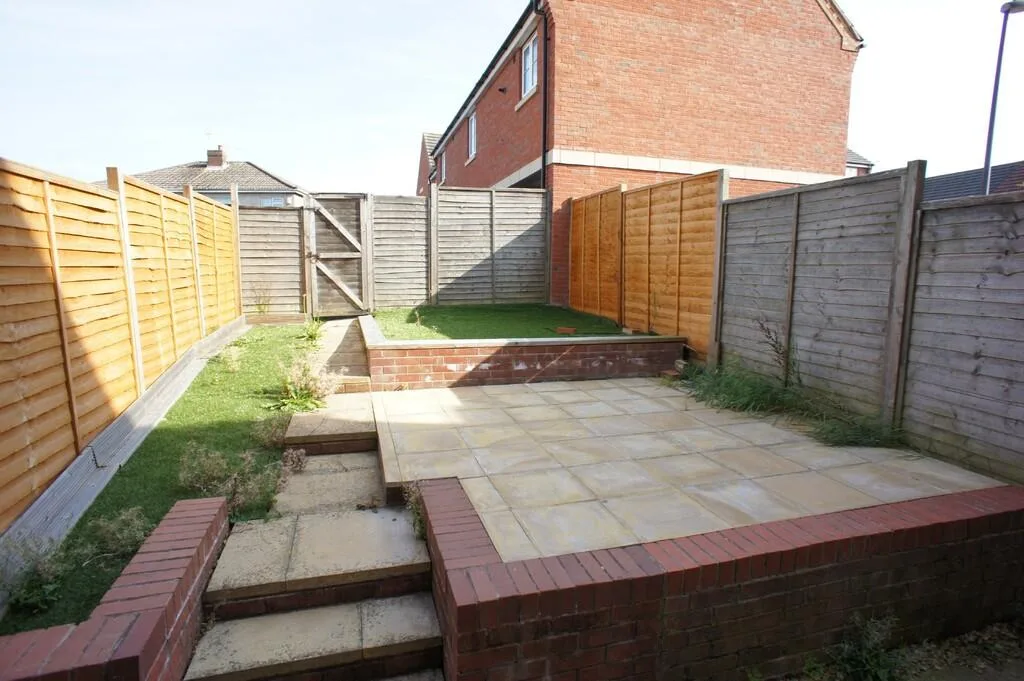 1 bedroom house share for rent