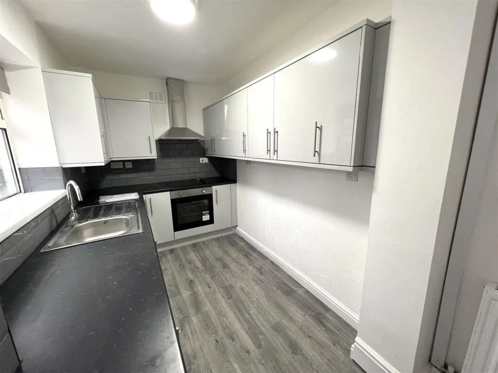 2 bedroom terraced house for rent