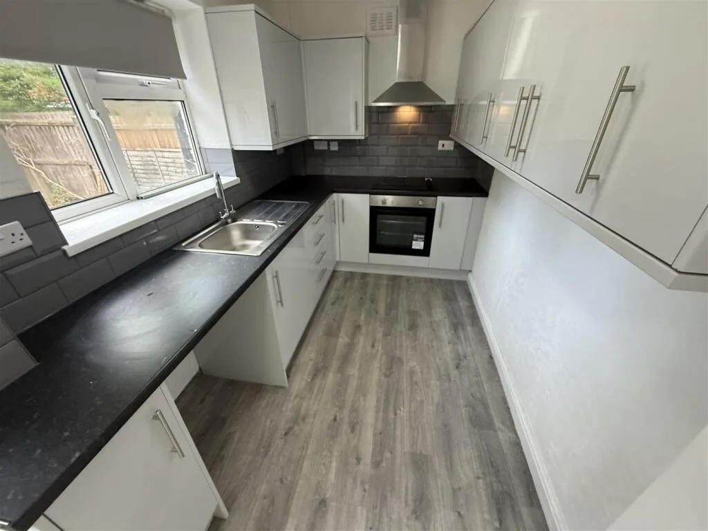 2 bedroom terraced house for rent
