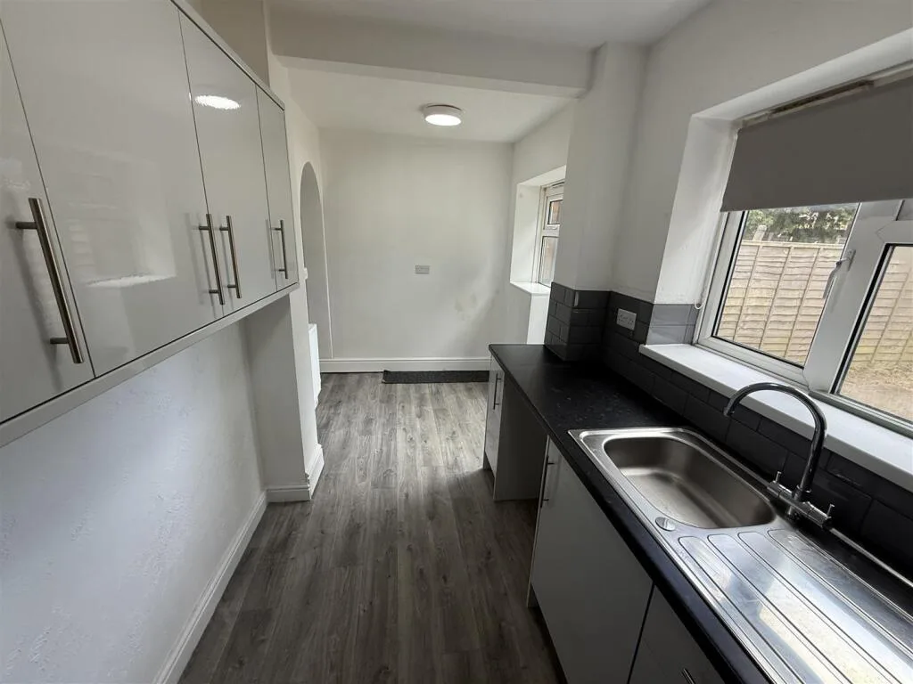 2 bedroom terraced house for rent