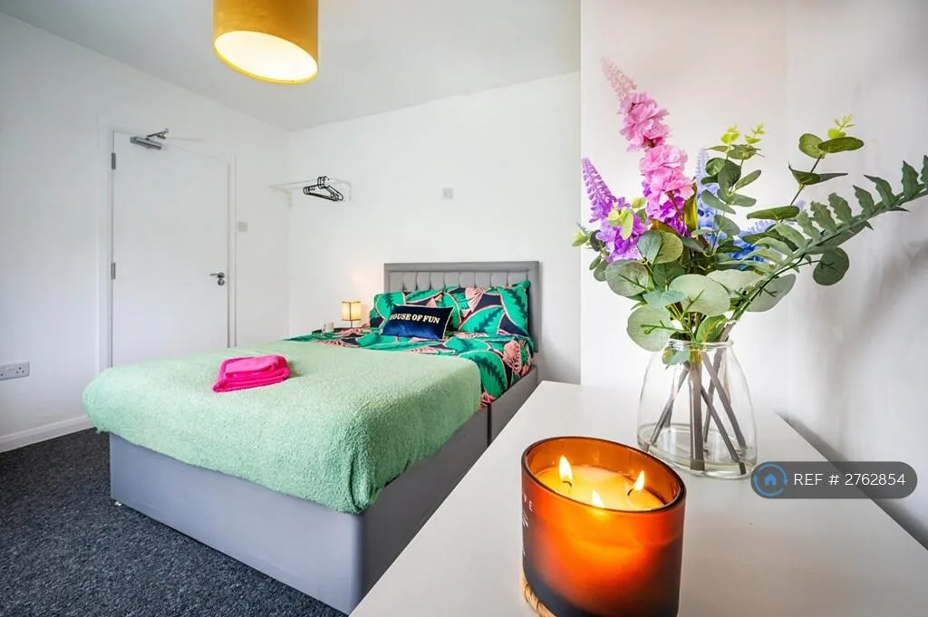 1 bedroom house share for rent