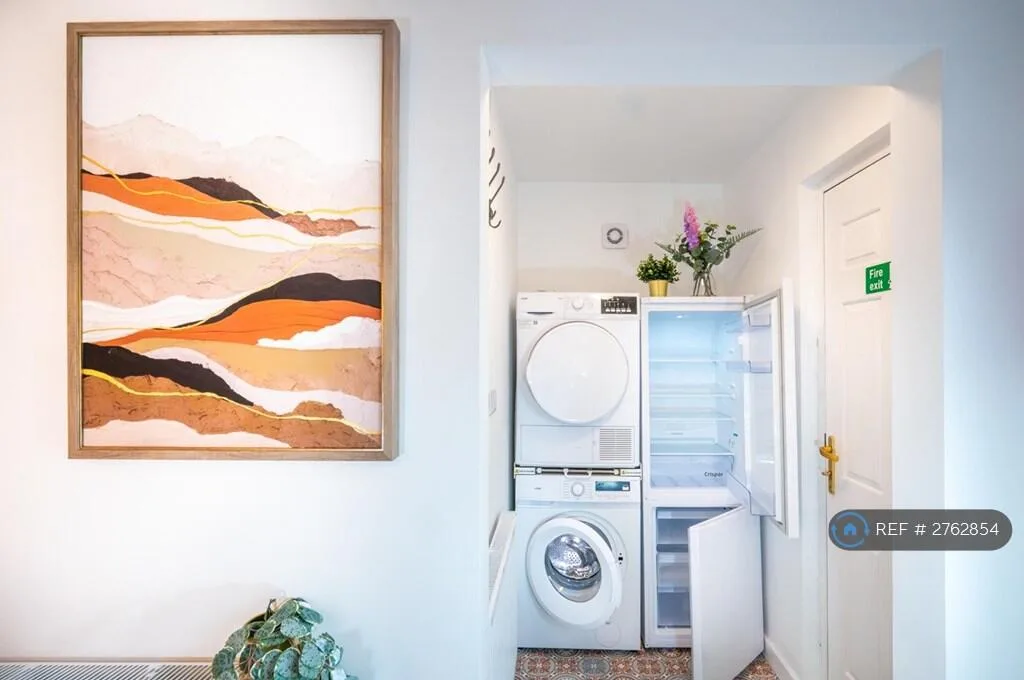 1 bedroom house share for rent