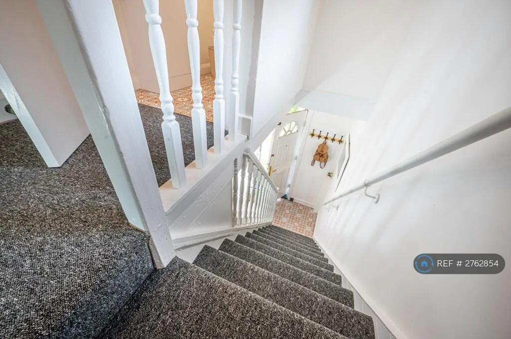 1 bedroom house share for rent