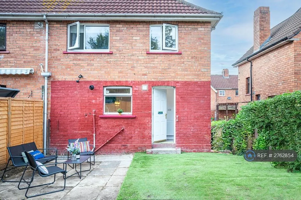 1 bedroom house share for rent