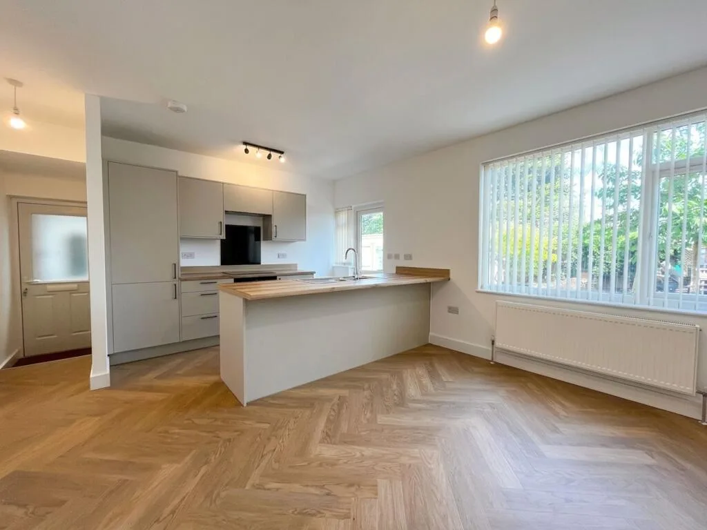2 bedroom flat for rent