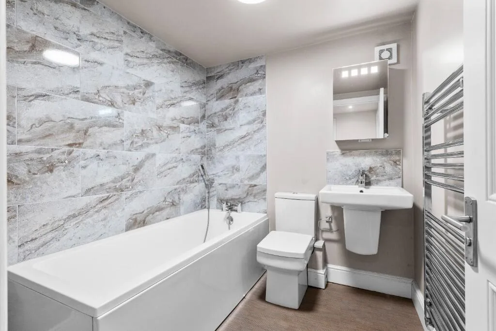 2 bedroom penthouse for rent