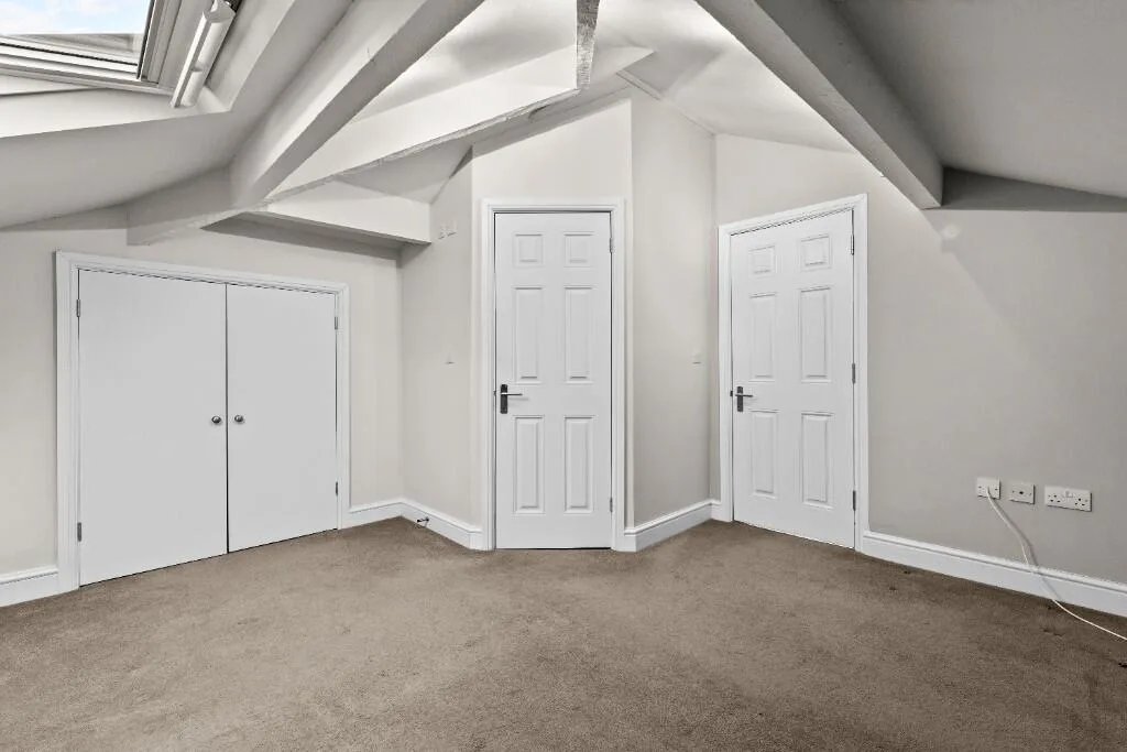 2 bedroom penthouse for rent