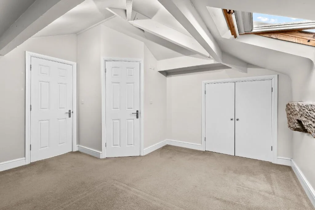 2 bedroom penthouse for rent