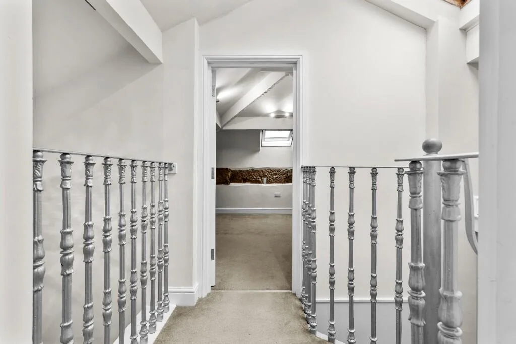 2 bedroom penthouse for rent