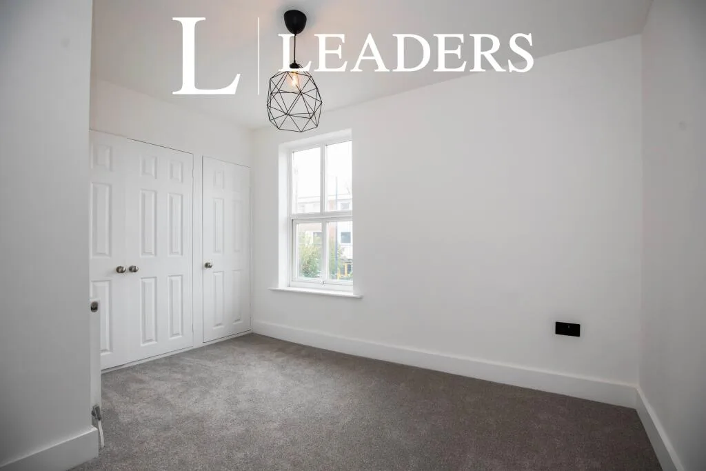 2 bedroom house for rent