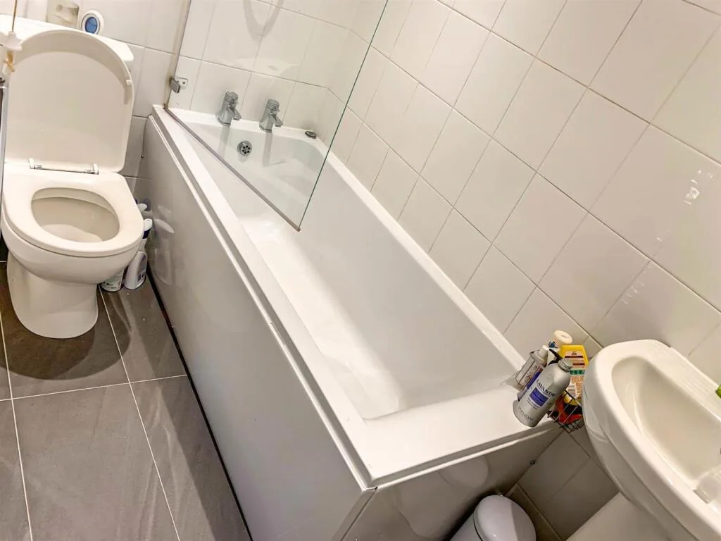 2 bedroom terraced house for rent