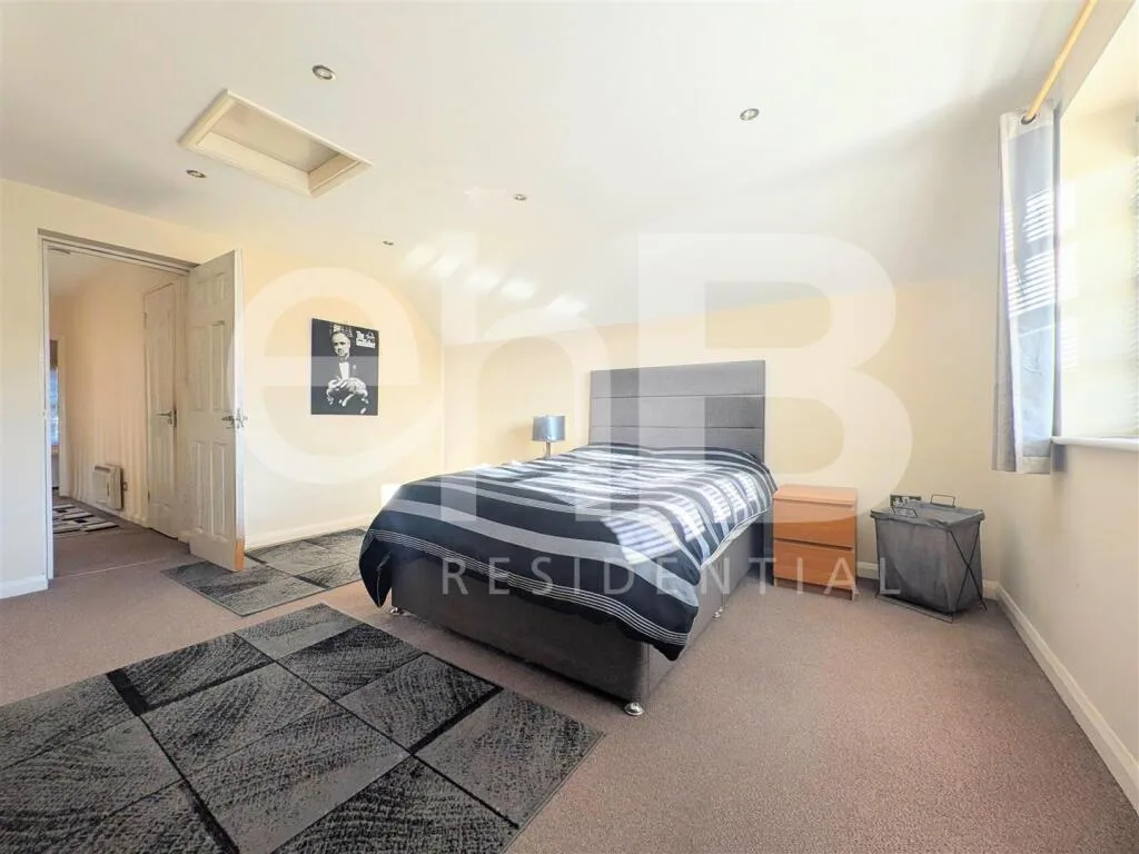 2 bedroom town house for rent