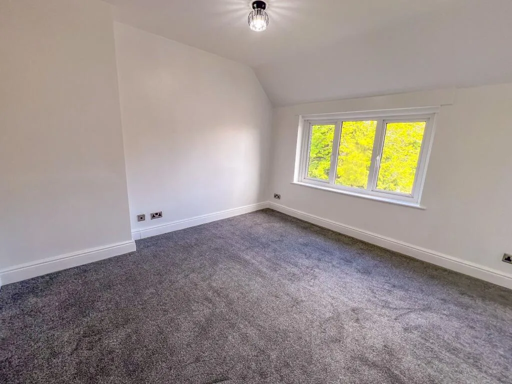 3 bedroom semi-detached house for rent