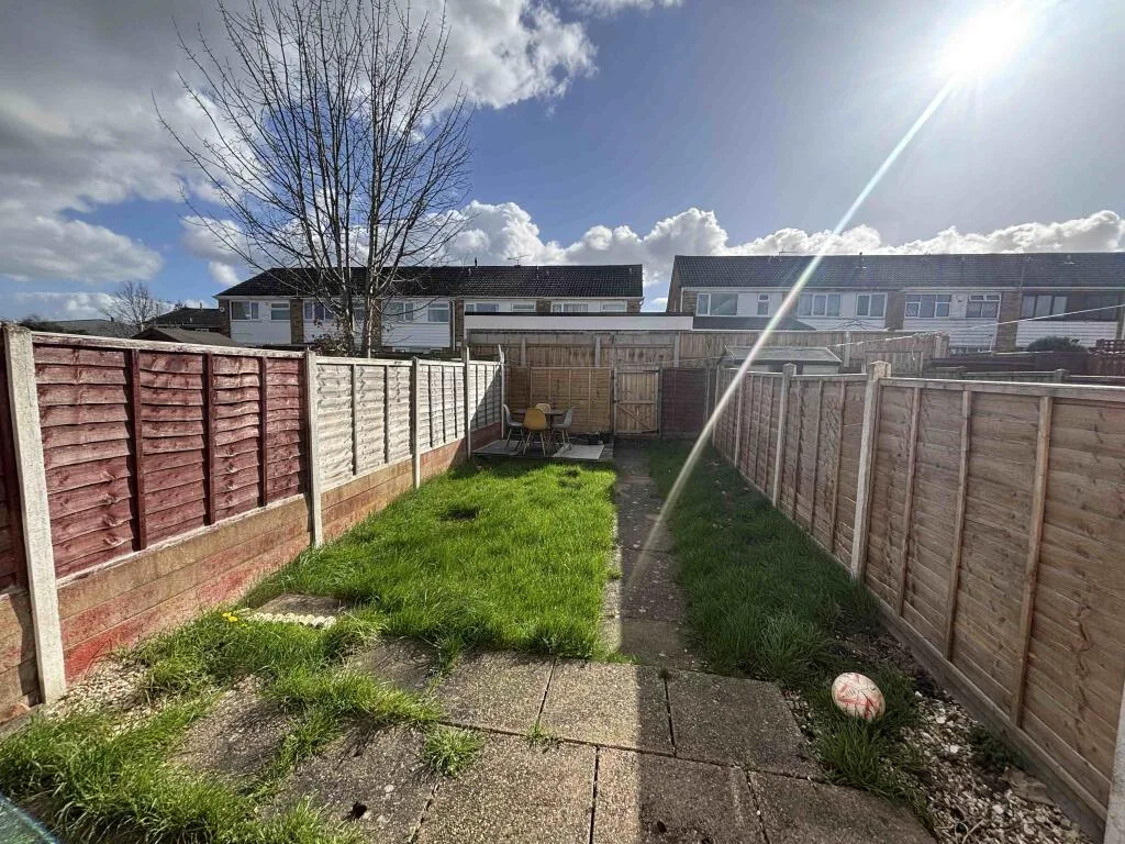 2 bedroom mews property for rent