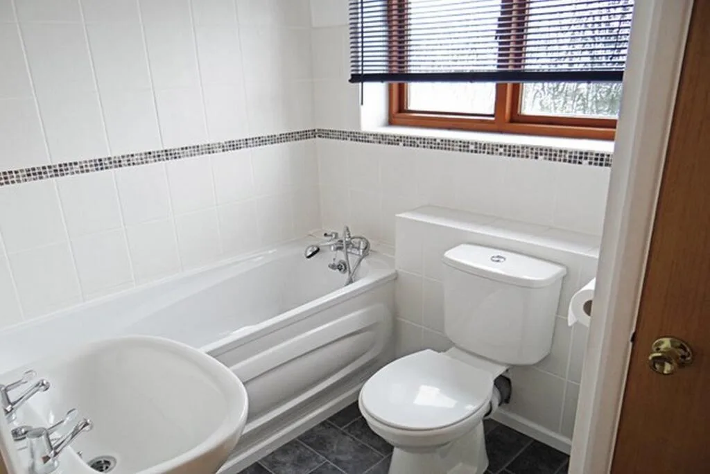1 bedroom semi-detached house for rent
